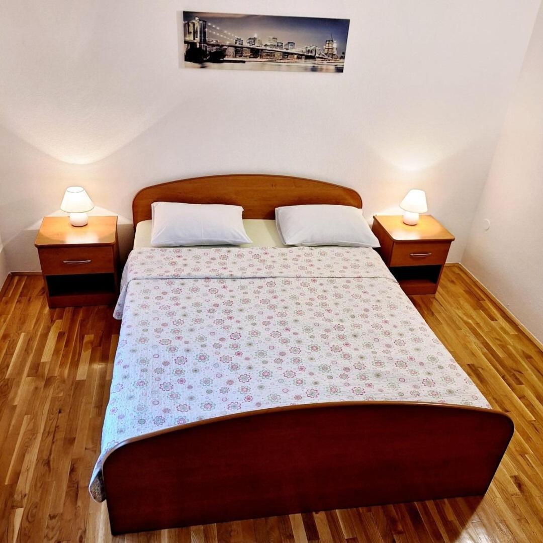Apartment Damir Tučepi Buitenkant foto